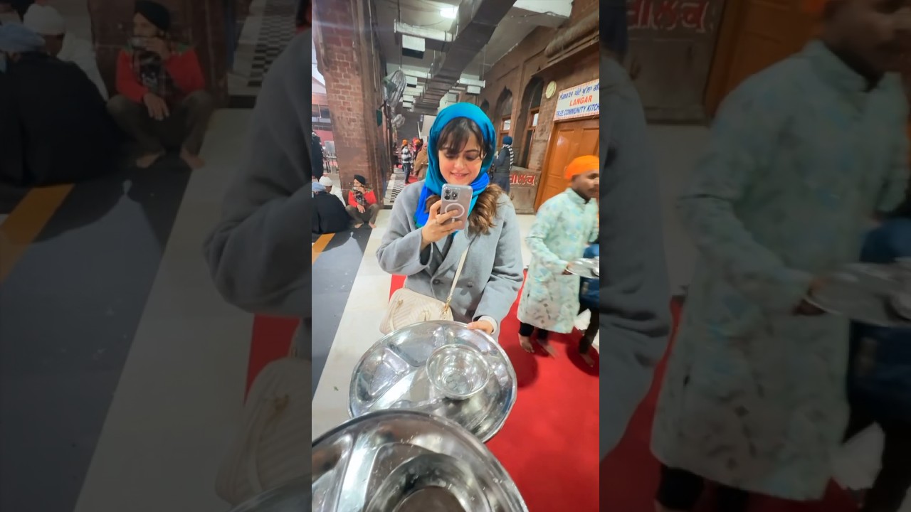 Visiting Golden Temple & Eating Langar Food 🙏🏻 #minivlog #shorts #ashortaday