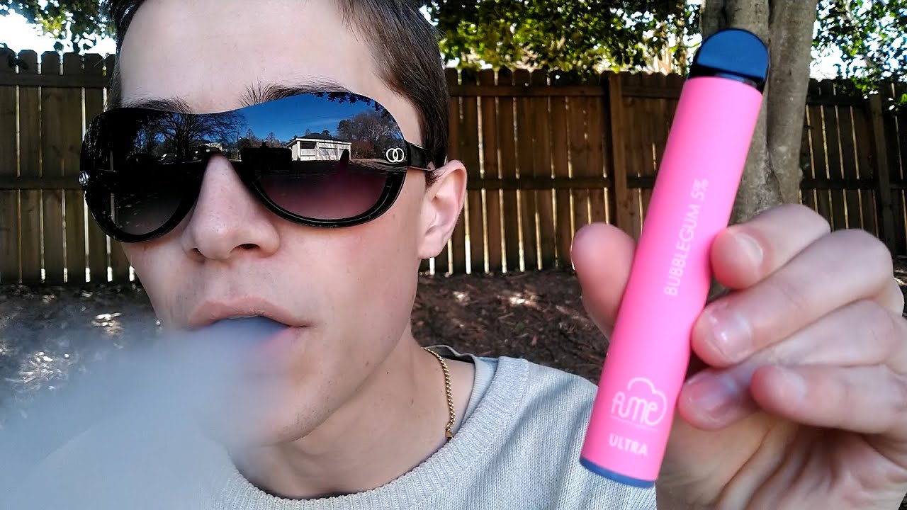 Fume Ultra Bubblegum Disposable Vape - Review