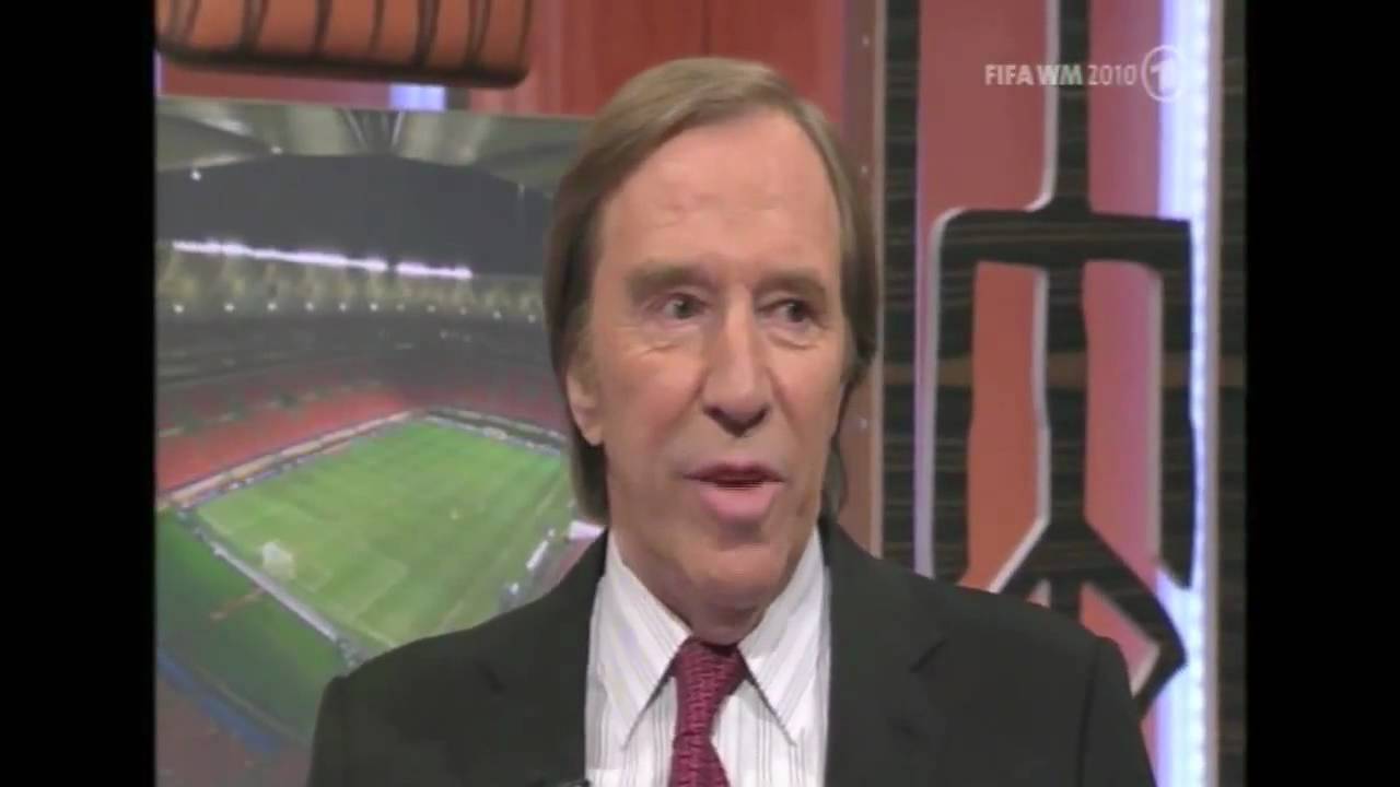 Best of Günter Netzer vs Gerhard Delling WM 2010 Teil 2.mov