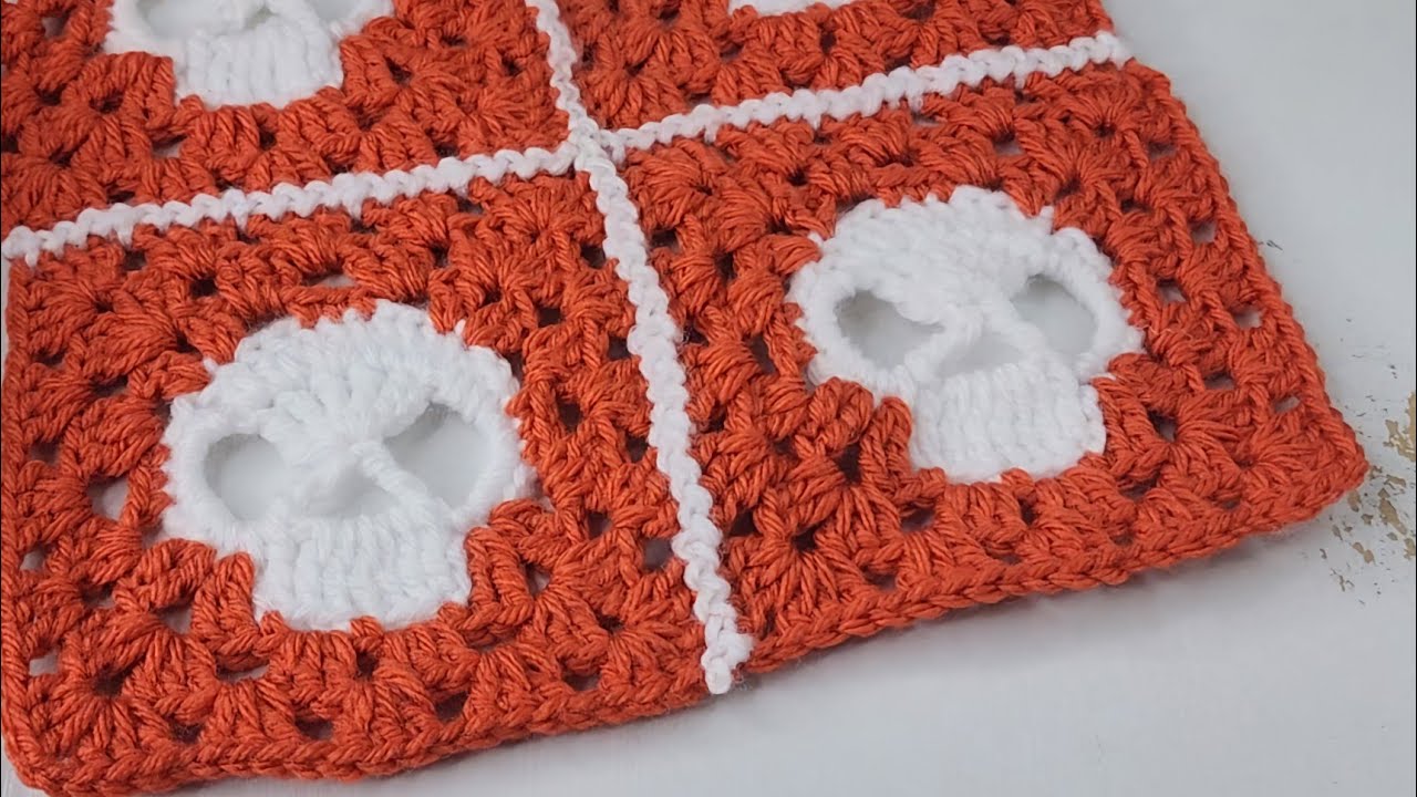 💀Crochet Skull Granny Square | ZigZag Slip Stitch Join Method | Crochet Halloween Skull