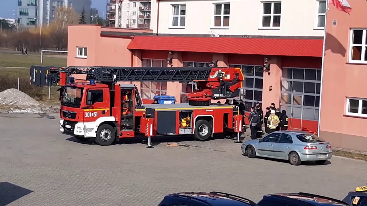 Pokaz nowej drabiny 301[L]51 SD-42 MAN TGM 18.320/ Rosenbauer dla JRG 1 Lublin