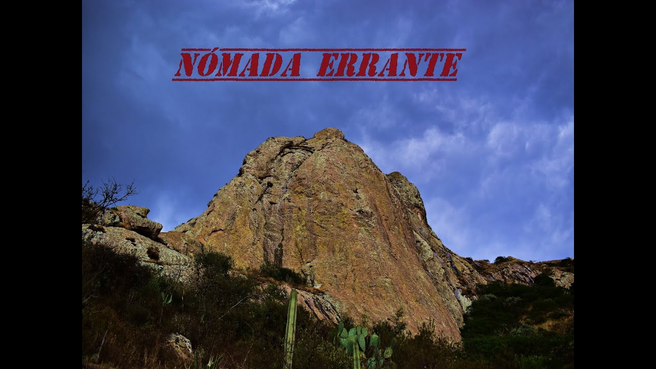 Subiendo la peña de Bernal (ver hasta el final)