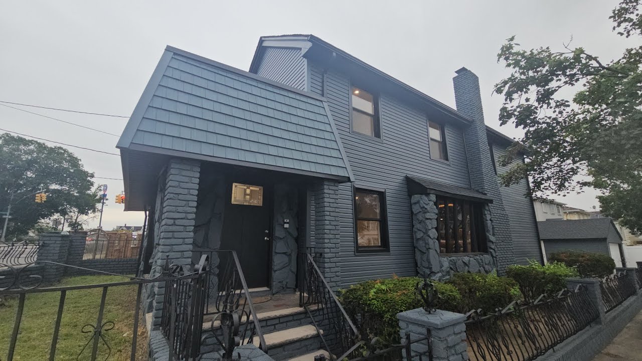 144-28 Farmers Blvd, Queens. Call / text ian to schedule a viewing: 1-917-280-8139