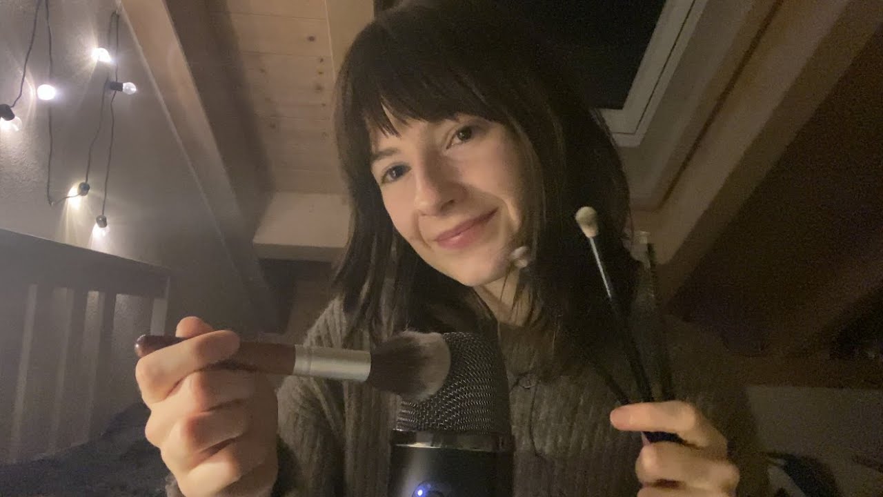 ASMR | brushing the blue yeti with different brushes 👩‍🎨✨🍃 brushing sounds, close up whispering