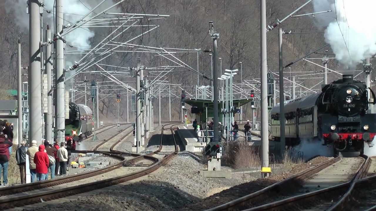 Parallelfahrt mit 18 201 und  03 1010 am 01 04 2012   Ausfahrt im Bahnhof Tharandt