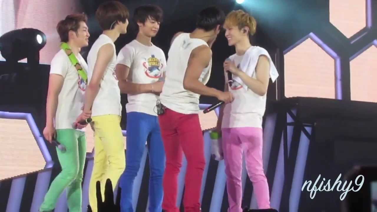 [HD FANCAM] 121208 SWCIISG - SHINee Talk before Life
