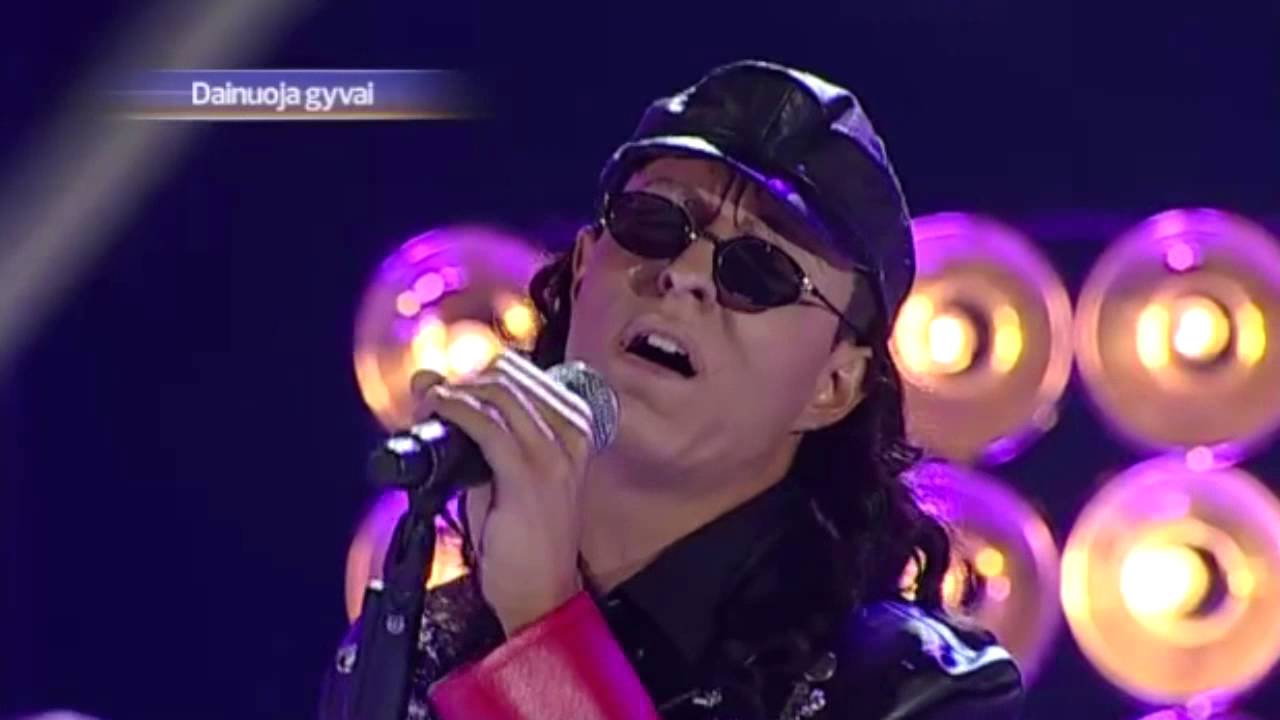 Muzikinė kaukė 2015: Martynas Kavaliauskas / Scorpions - Wind Of Change