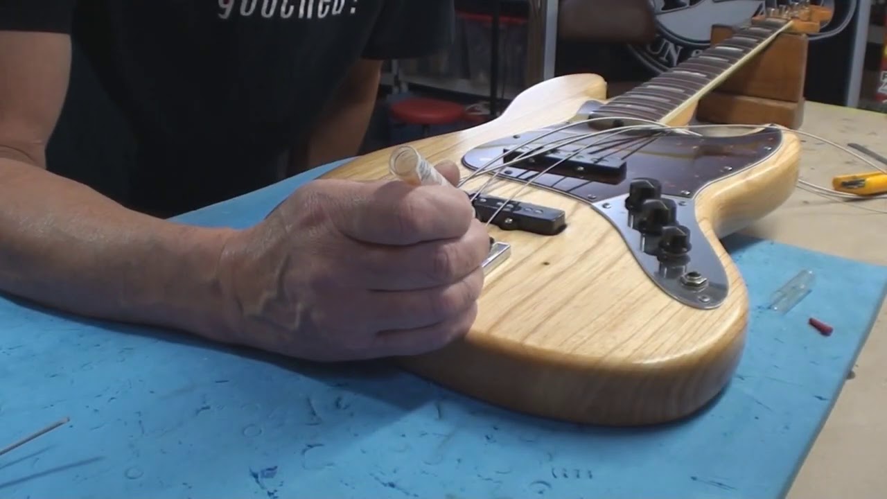 70's Jazz Bass Gets Assembled and Setup