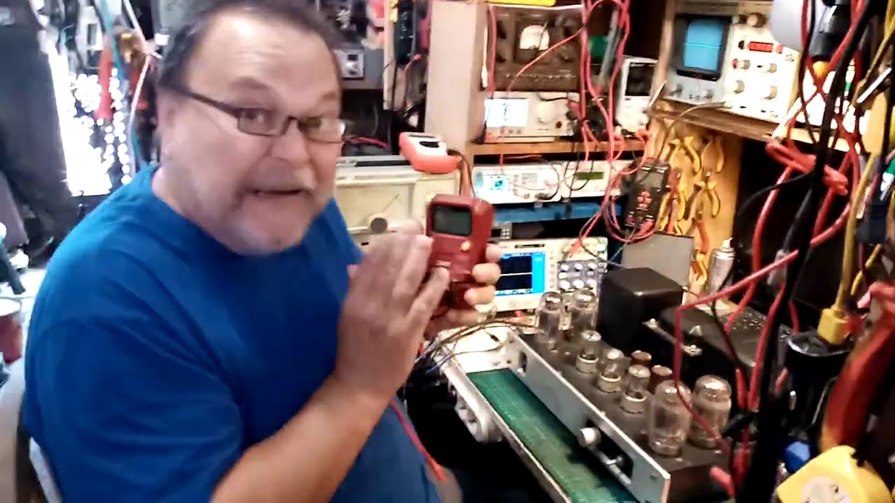AMPLIFICADOR DE AUDIO A VALVULAS.