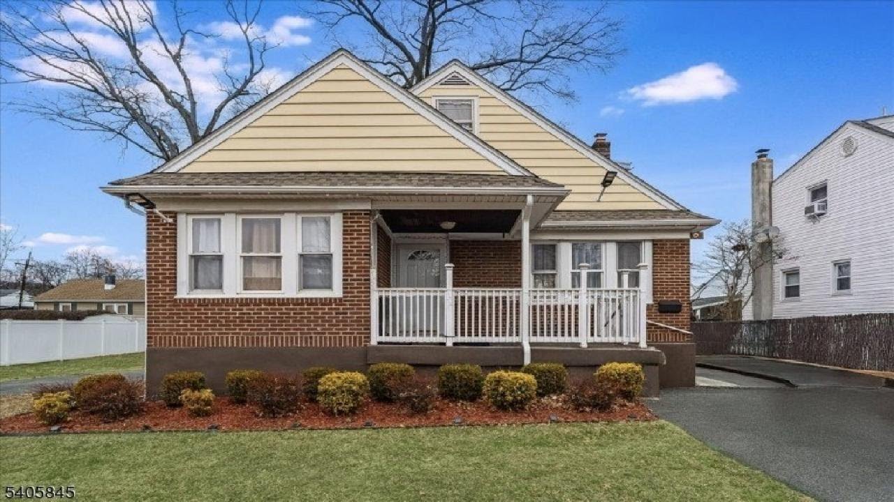 241 Rea Ave, Hawthorne Boro, NJ Presented by GT Luxury Group.