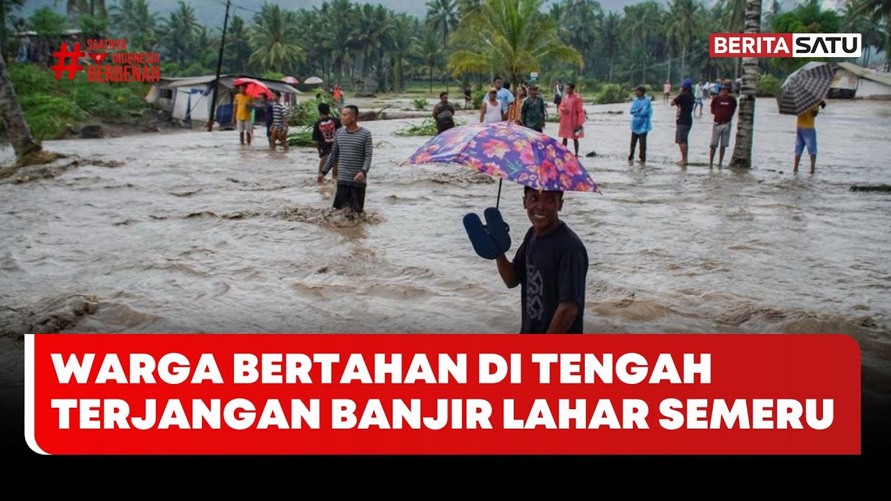 Momen Warga Bertahan di Tengah Terjangan Banjir Lahar Semeru #Beritasatu