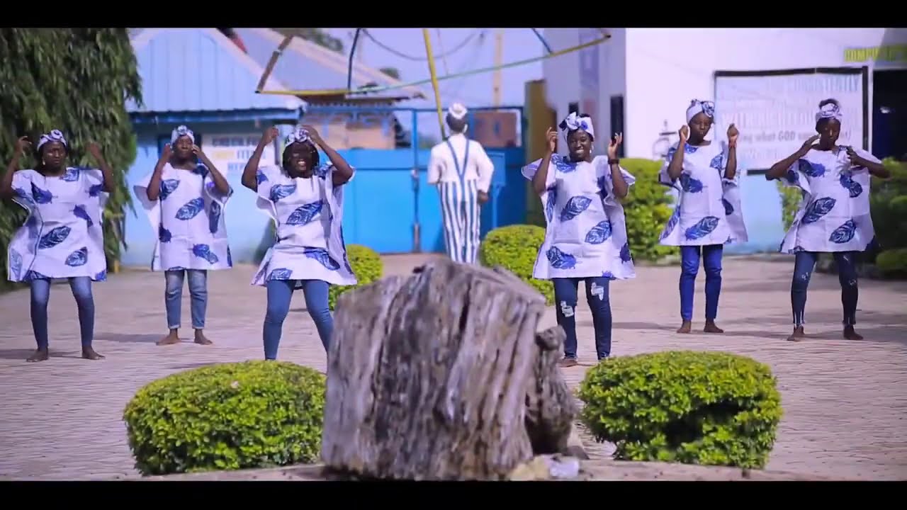 BAKI ARAI ZANAI TABUWA BY SANI AHMAD X FATY ABUBAKAR OFFICIAL VEDIO 2O2O
