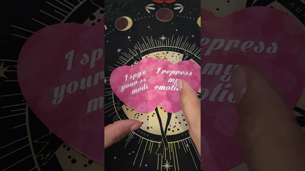 💌TRE CARTE che RIVELA cosa SENTE per TE💌❤️💌