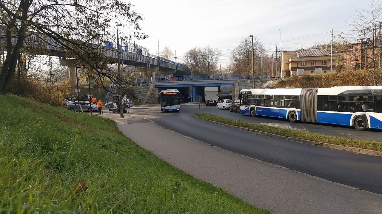 [Kraków] Autobusy na ulicy Prądnickiej jesienią 2022 | Timelapse