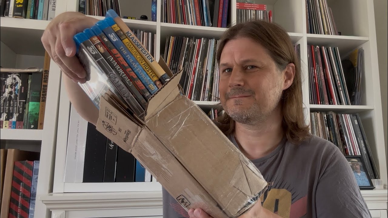 I bought some used 3D Blu-rays. See what I got, plus see my entire 3D blu-ray collection.