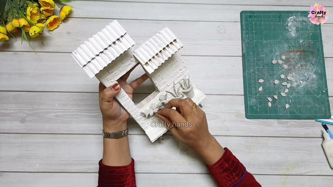 Beautiful key holder making idea at home | cardboard craft idea | Crafty Hands