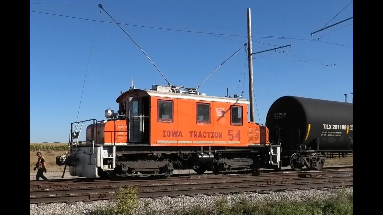Iowa Traction Railway - Trolley Pole Accident - Leaving the Trolley Poles Up