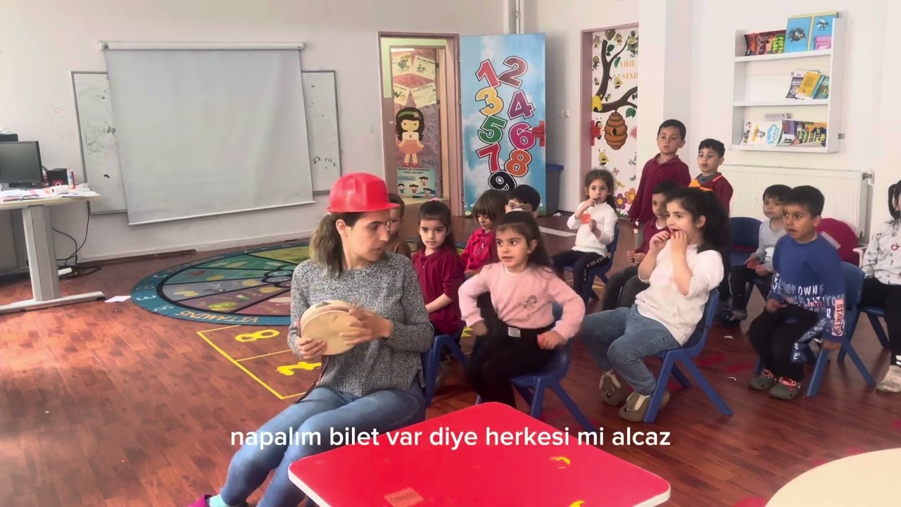 Okul öncesi sınıfında otobüs draması