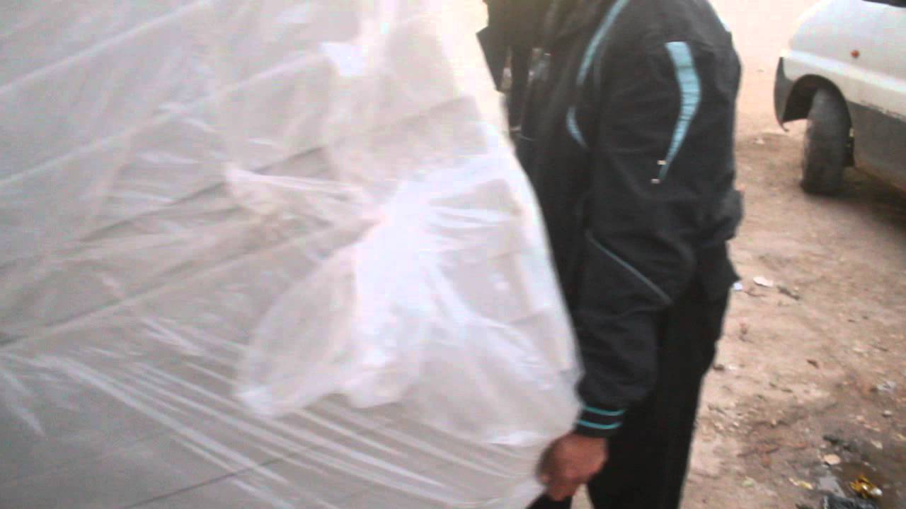 هيئة الشام الإسلامية - توزيع المستلزمات للنازحين من ادلب وريفها الى بلدة ابين سمعان 1-4-2015