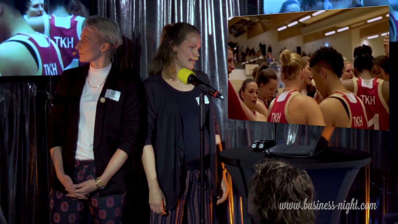 Dorothea Richter-Horstmann und Birte Thimm: &bdquo;Girls play Basketball? In Hannover?&ldquo;