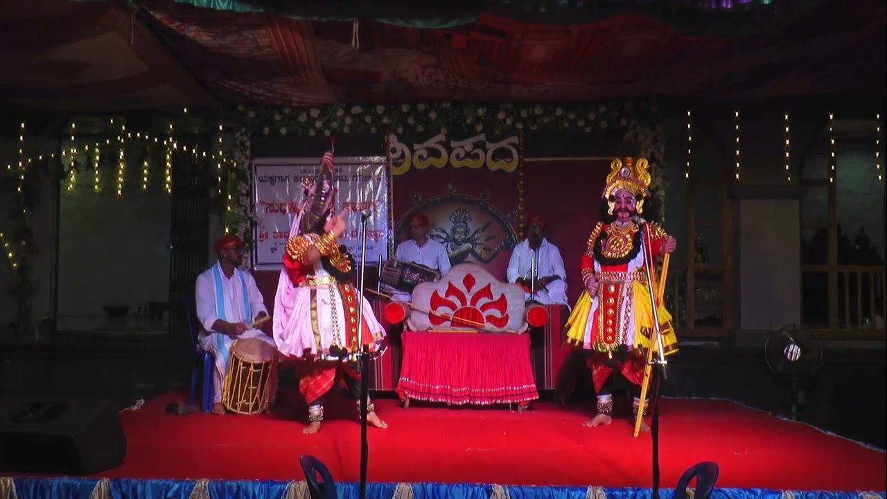 ಈ ಸೃಷ್ಟಿ ಗೆ ಅರ್ಜುನ ಎಂಬುವನೇ ನೀನು, ನಿನ್ನ ಅಶ್ವವ ಕಟ್ಟಿಕೊಂಡಿಹೆವು ನಾವು 