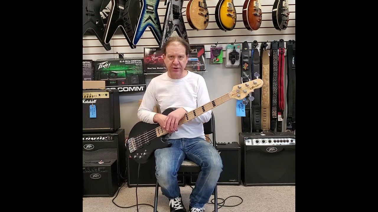 Peavey Vypyr X1 and X2 with Bass Guitar