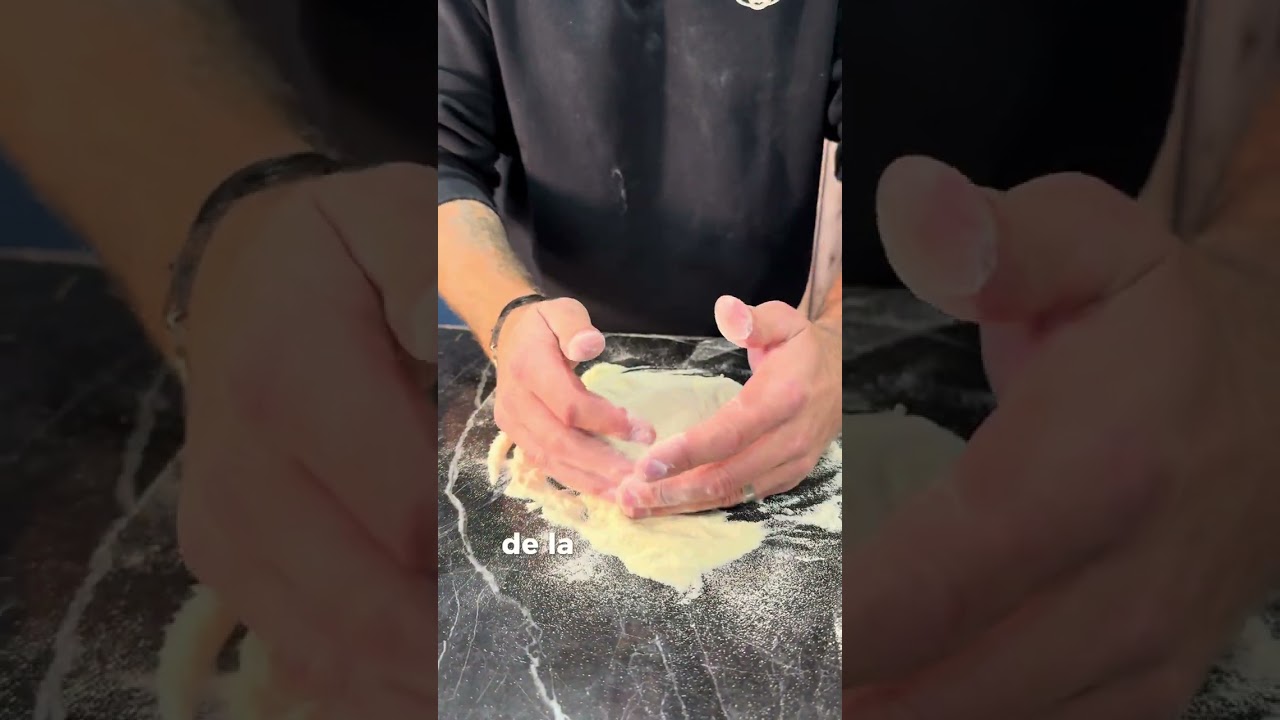 Comment &eacute;taler p&acirc;te &agrave; pizza - Vulcano France