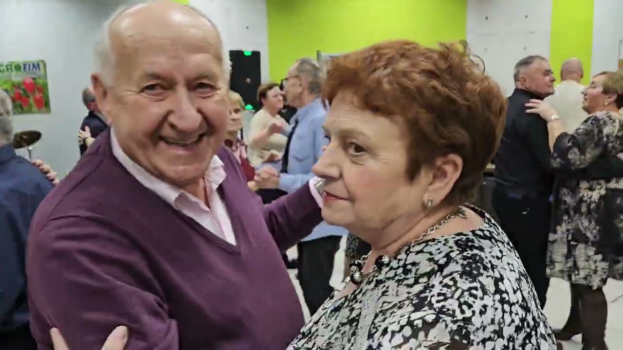 18 01 2026  "A ja JANKA cały rok Nie WIDZĘ"  Pełna sala na Ludowej ZABAWIE  z Kapelą P. Bińkowskiego