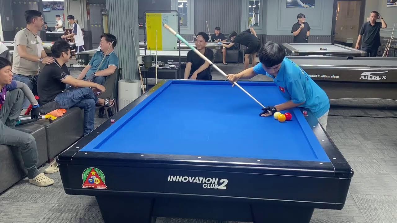 Anh Tý tony 600đ-Sơn phạm 300đ