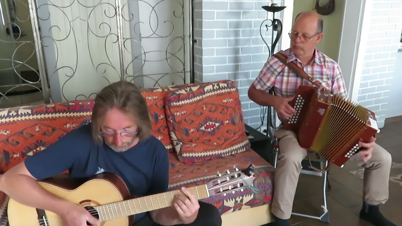 Valse des jouets +bêtisier à la fin du morceau!