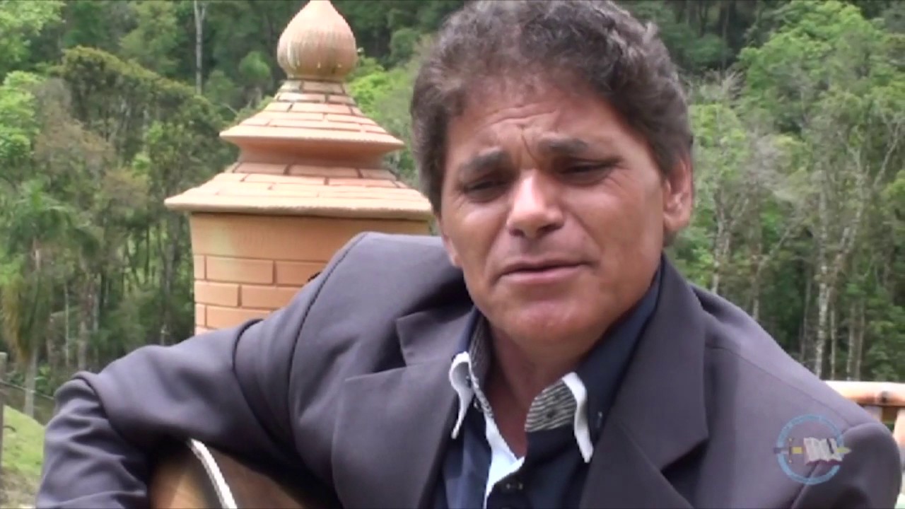 PARADA FIRME  VÍDEO CLIPES -  LOUVOR  A IGREJA