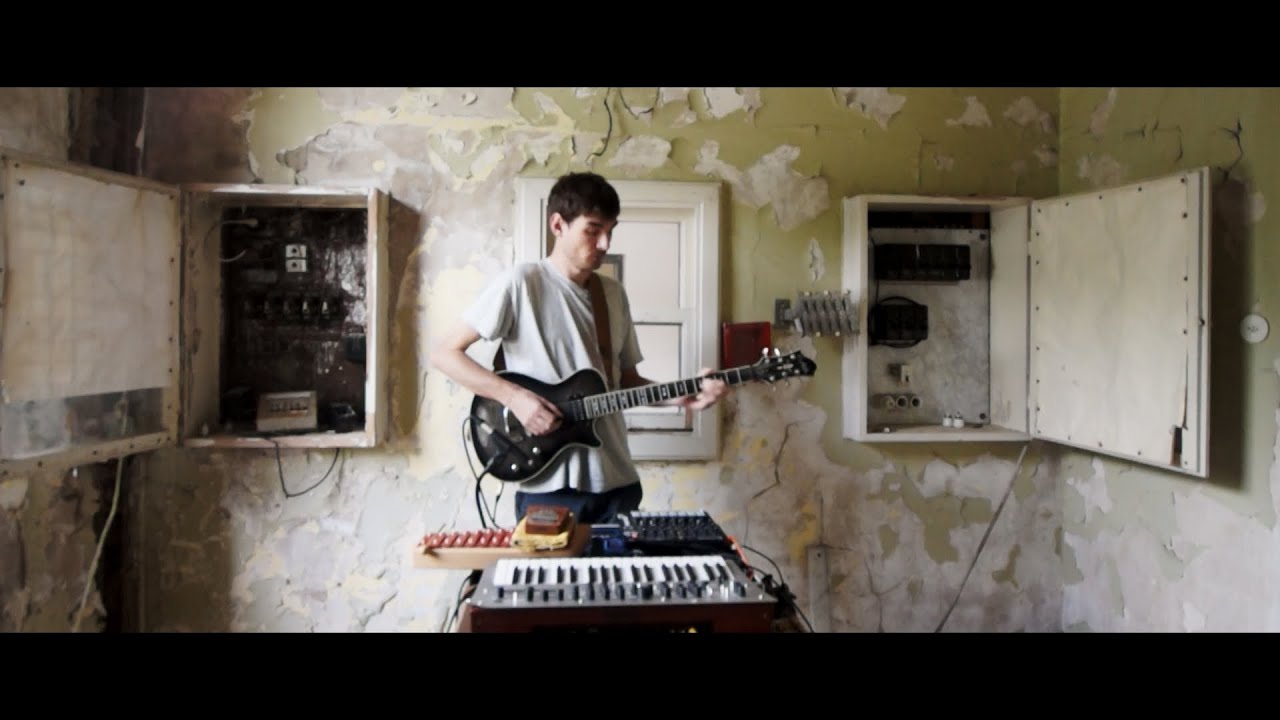 Daleo - !Live Set! | Abandoned Telegraph Office | Real Instruments | Impro