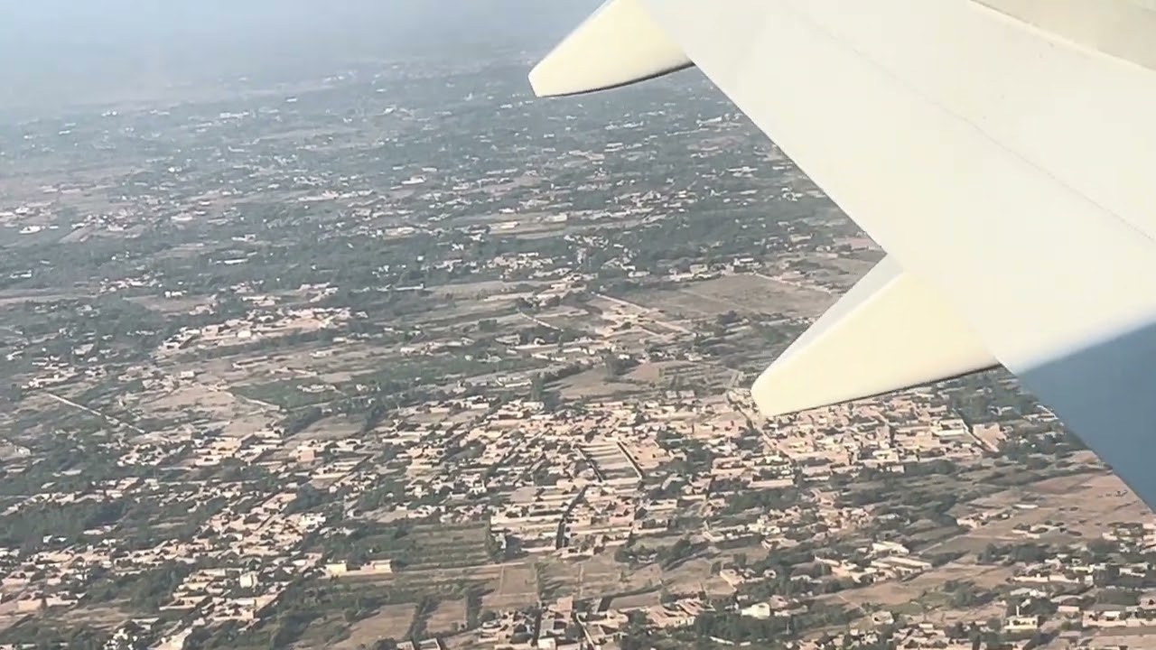 Landing in Peshawar . View From Space EMIRATES AIRLINES #FROM DUBAI To Pakistan PESHAWAR. 11/10/2024