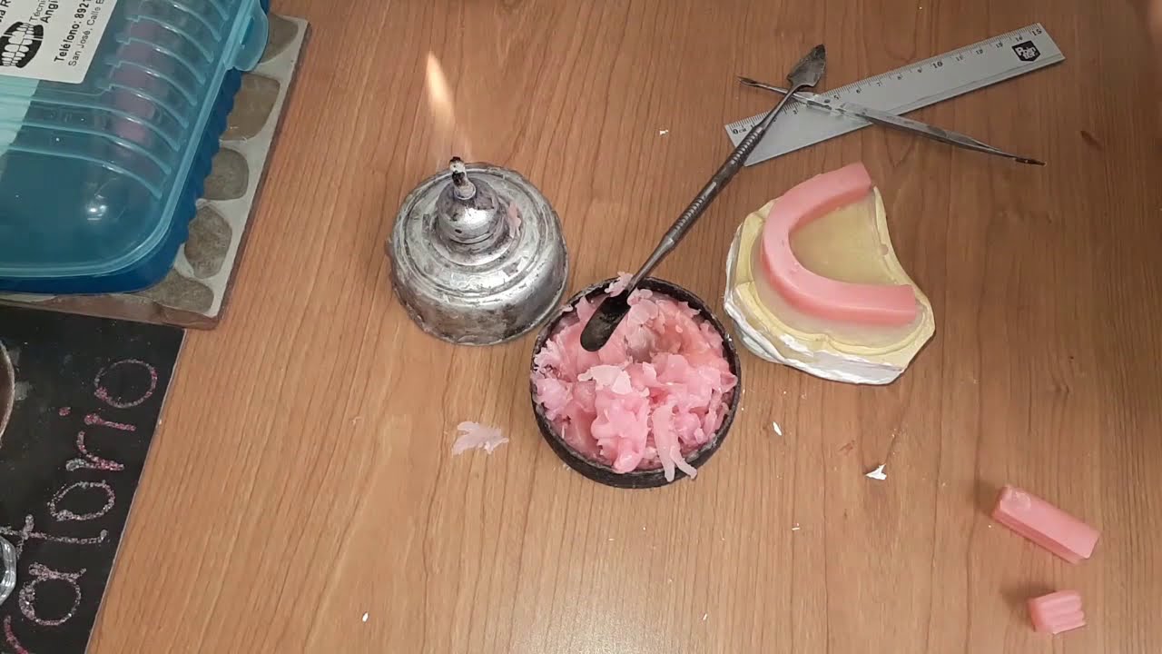 RODETES DE CERA PARA PROTESIS DENTALES TOTALES