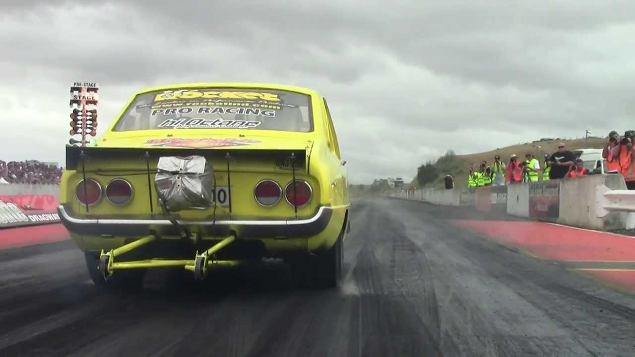 'SIK100' CHRIS FAKINOS IN HIS 13B MAZDA R100 VISITS NEW ZEALAND - NZ 4 & ROTOR NATIONALS 2014