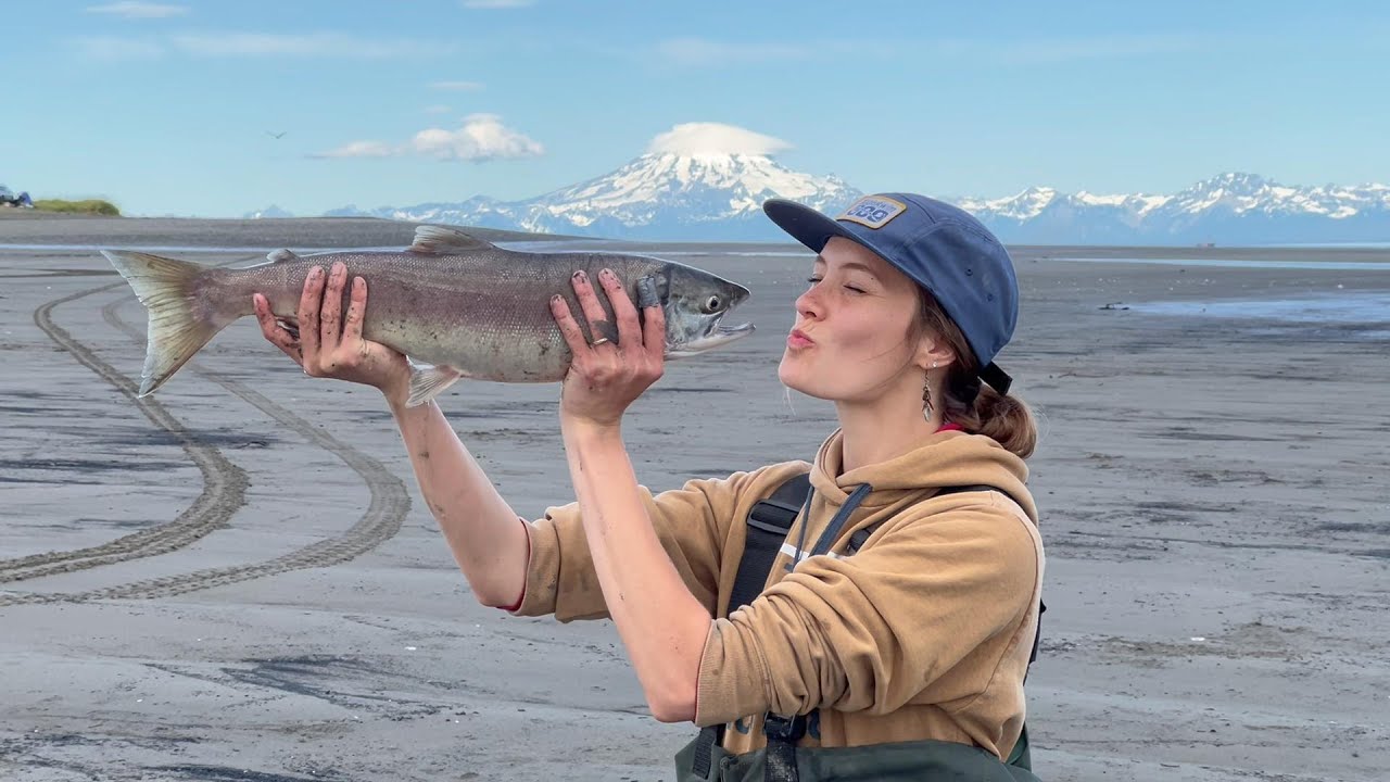 Alaska Dipnetting CRAZINESS! 35 Salmon in 4 Hours on the Kasilof River