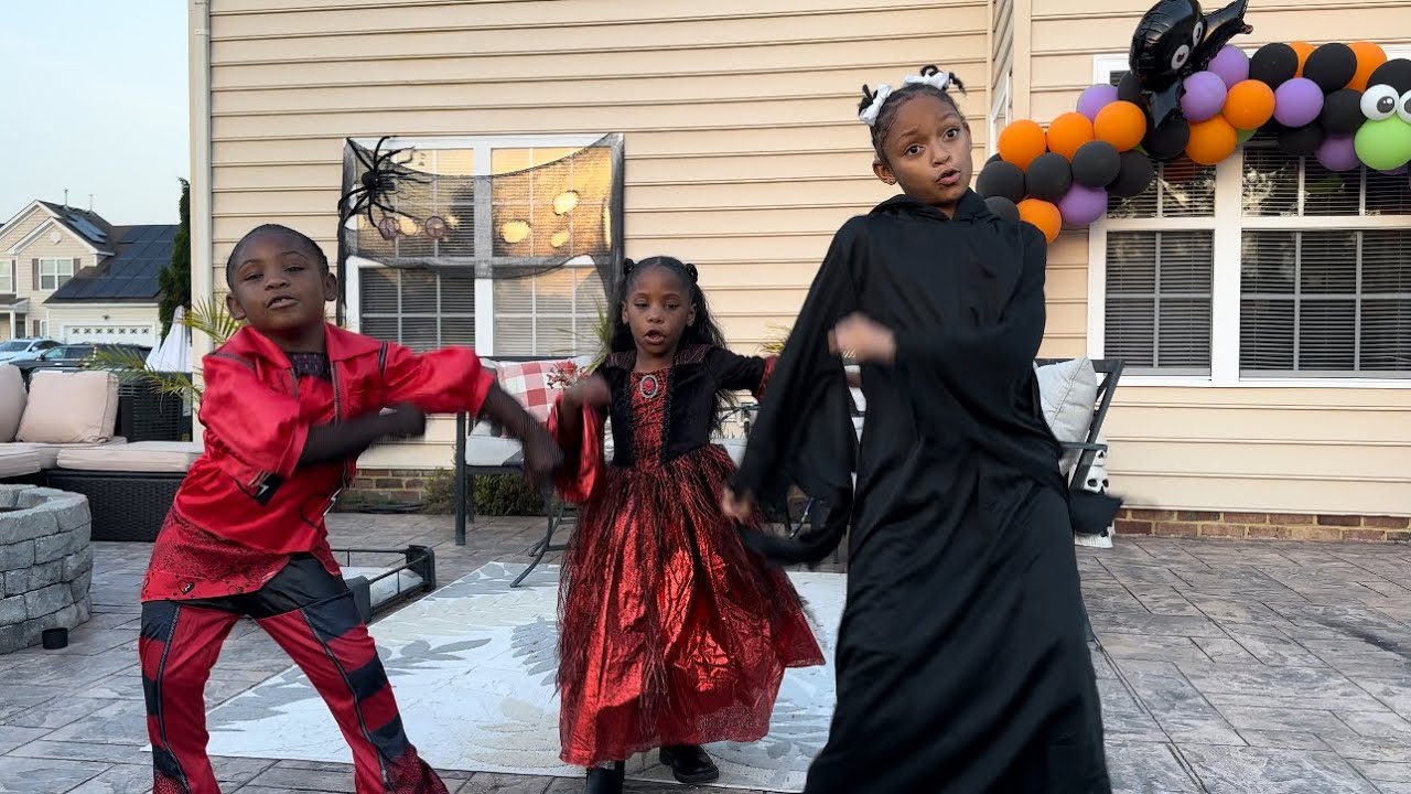 HARVEST FEST VLOG | CANDY LIT PERFORMANCE 🎤🎃 #labkidz #kidrapper