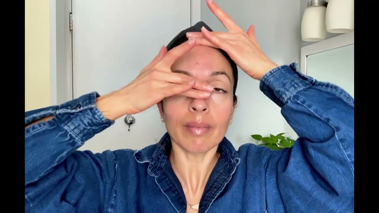 5-Minute Morning Face Lifting Massage