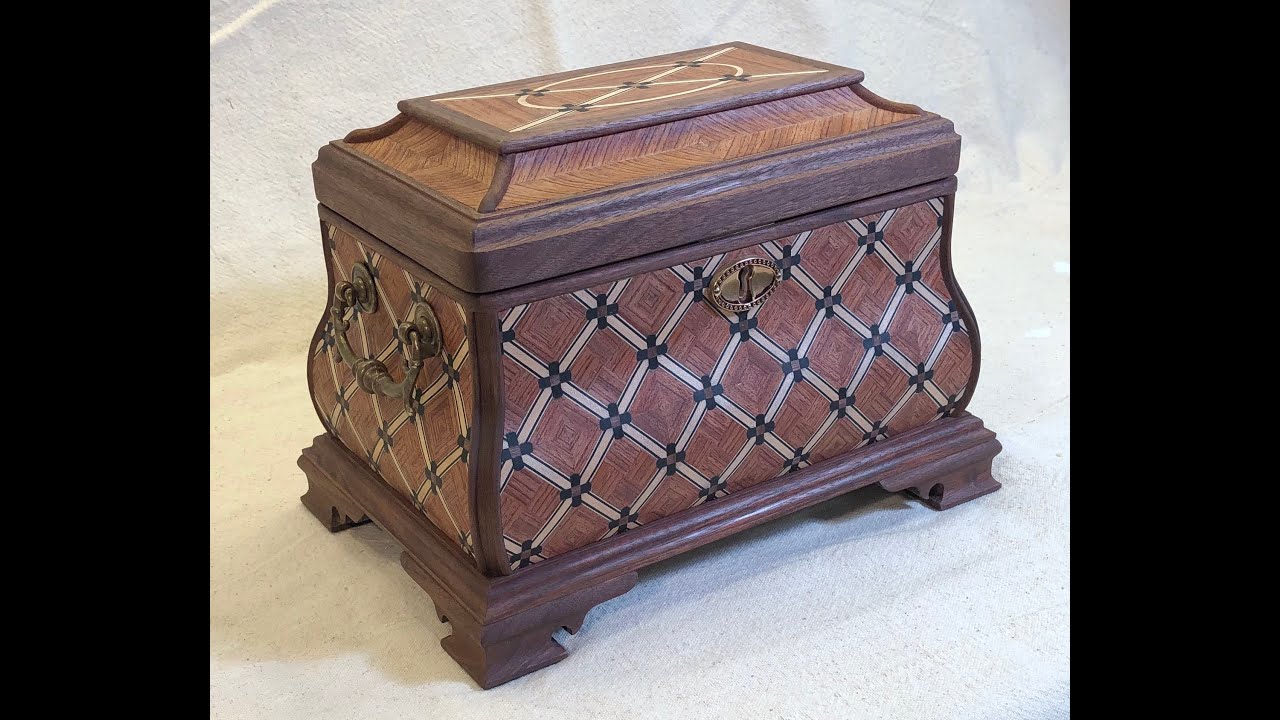 Bombé-style fancy little box