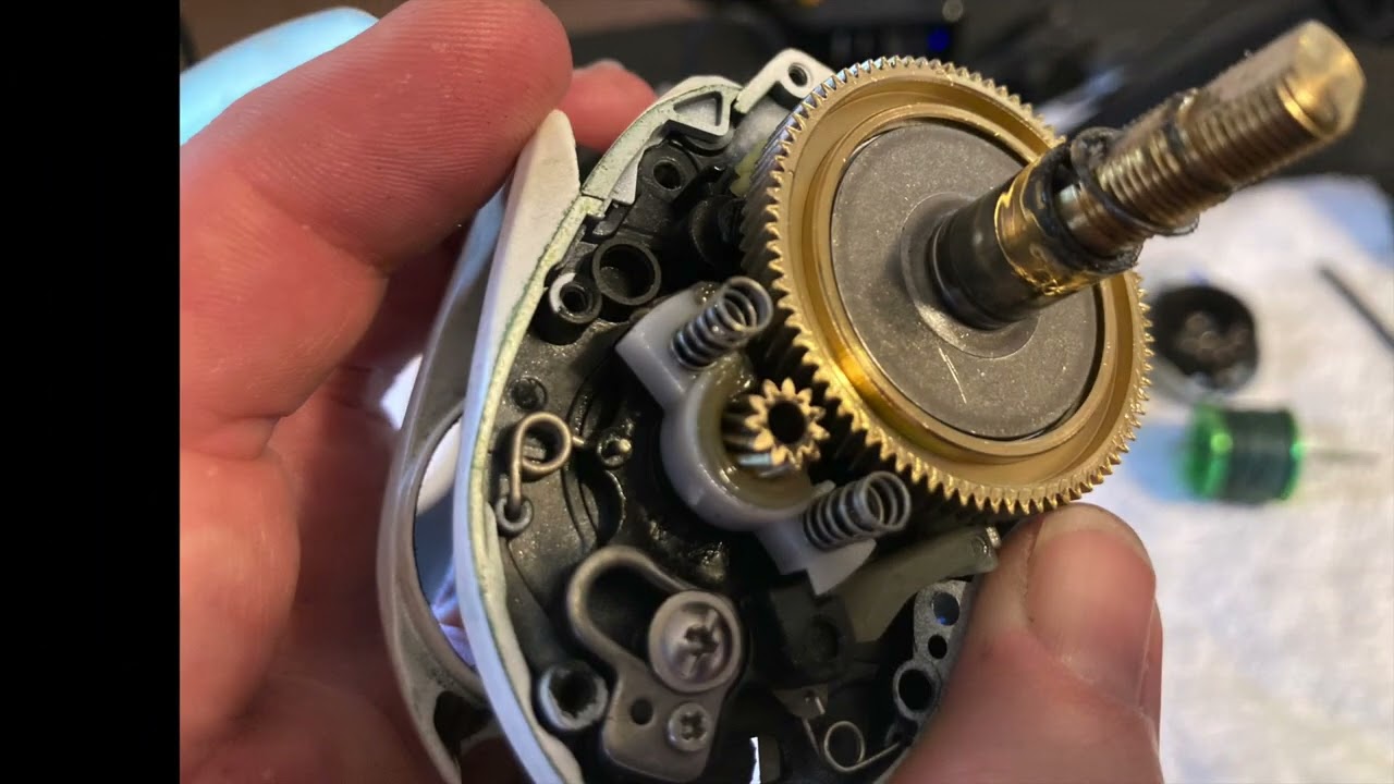 Lews Speed Spool SPL XF1SH Reel break down and clean
