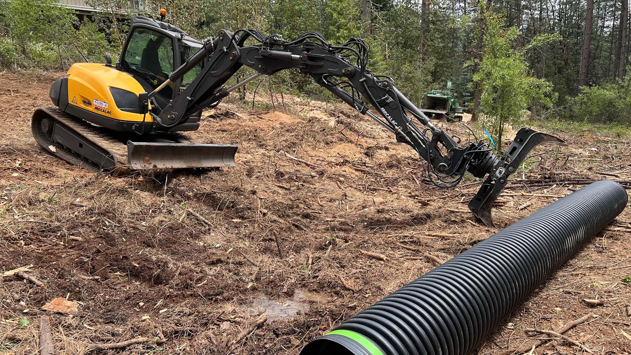 DIRT WORK WITH THE MECALAC MCR10