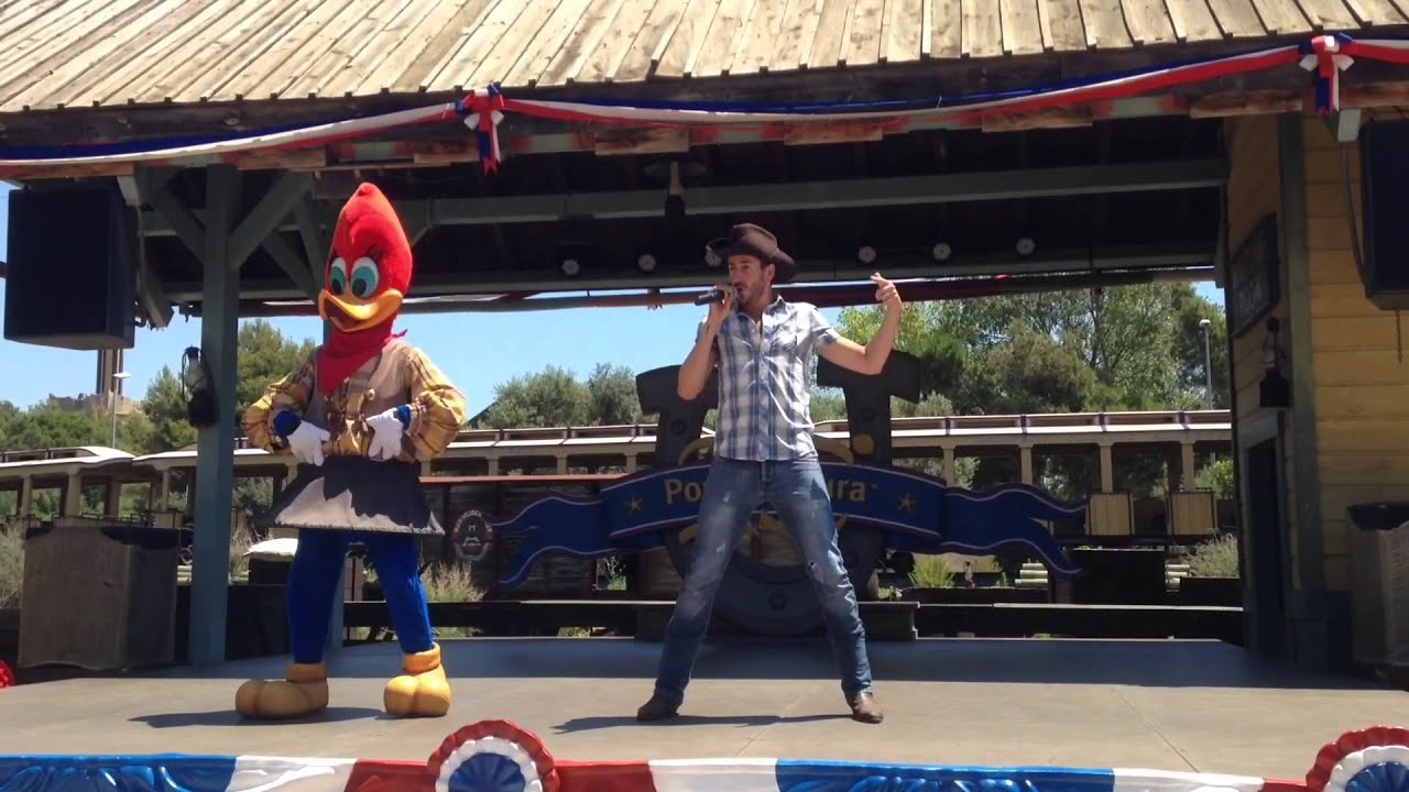 Wake Me Up - Carles Carrasco - Canta con Winnie - PortAventura 2015 | HD 1080p