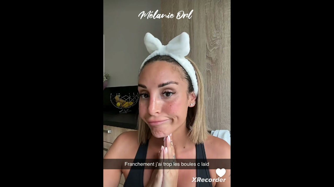 M&eacute;lanie Orl se rend compte, que rien de tel que le naturel. ..🤣
