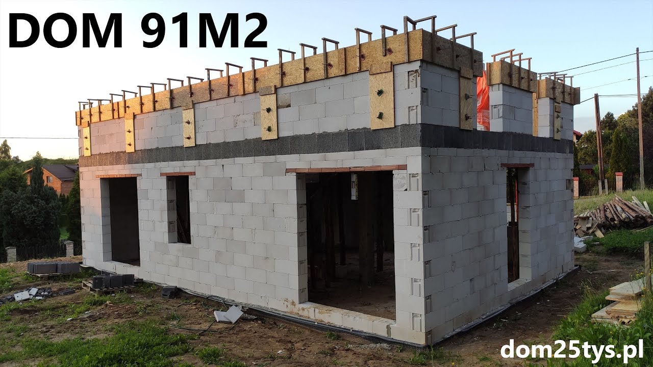 DOM 91M2 OLKUSZ | ŚCIANA KOLANKOWA
