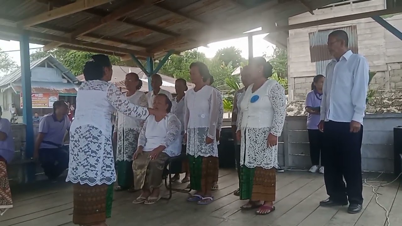 Lomba paduan suara lansia Pada saat HKN yg diselenggarakan puskesmas malakopa