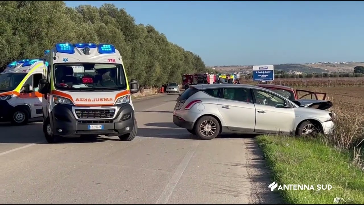 24 DICEMBRE 2023   TARANTO   TRAGICO SCHIANTO; DUE MORTI E UN FERITO
