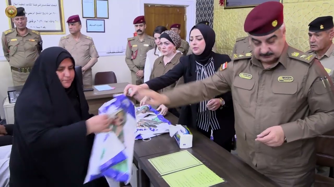 دائرة التقاعد العسكري توزع مبلغ الاجازات المتراكمة على عدد من عائلات الشهداء والجرحى