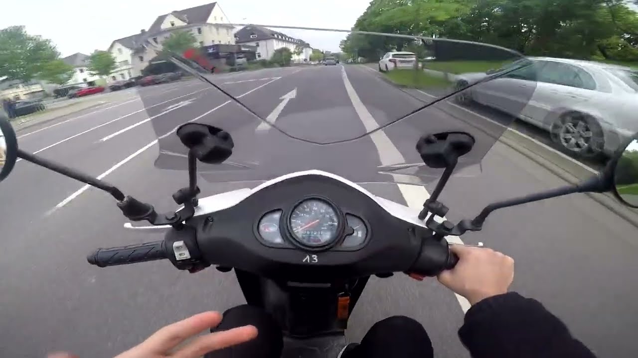 Almanya Sokaklarını Geziyoruz / Almanya'da Motokuryelik Yapmak / Motovlog #6