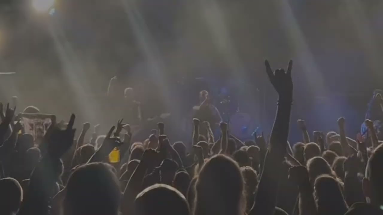 TRIUMPHER - Arrival Of The Avenger (Live at Hamburg - Hell Over Hammaburg)