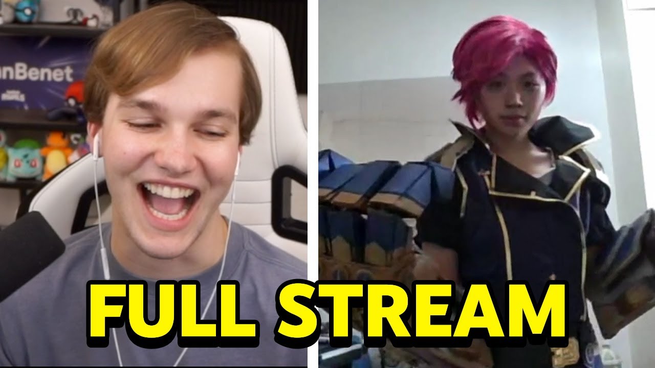 Rating Halloween Costumes (FULL STREAM)